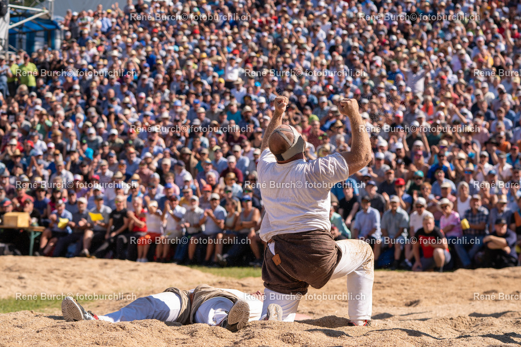 DSC07130-3 | René Burch leidenschaftlicher Fotograf aus Kerns in Obwalden.  Hier finden sie Sport, Landschaft und Natur Fotografie.
 - Realisiert mit Pictrs.com