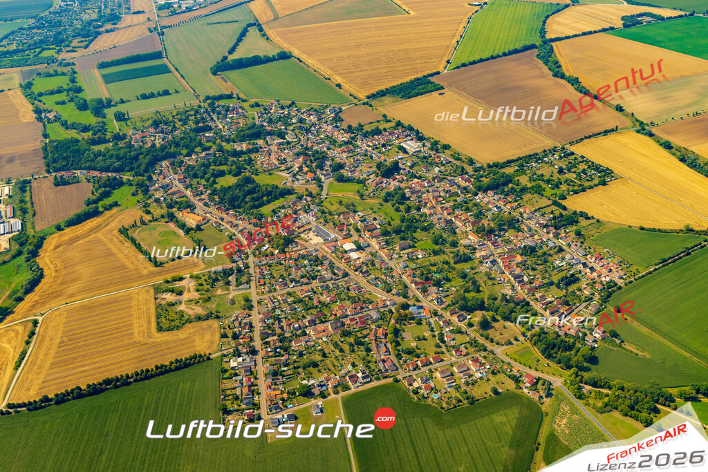 Luftbild Vs Google Maps  Hallesche Straße  Obhausen -Das Luftbild wurde 2025 vom UL-Flugzeug heraus erstellt ( keine Drohnenluftbilder ) - Hochauflösende Luftaufnahme -Nicht vergleichbar mit Google Maps oder Satelittenbilder- Die Geschenkidee !Mit Lizenz und Bildrechte bestellbar