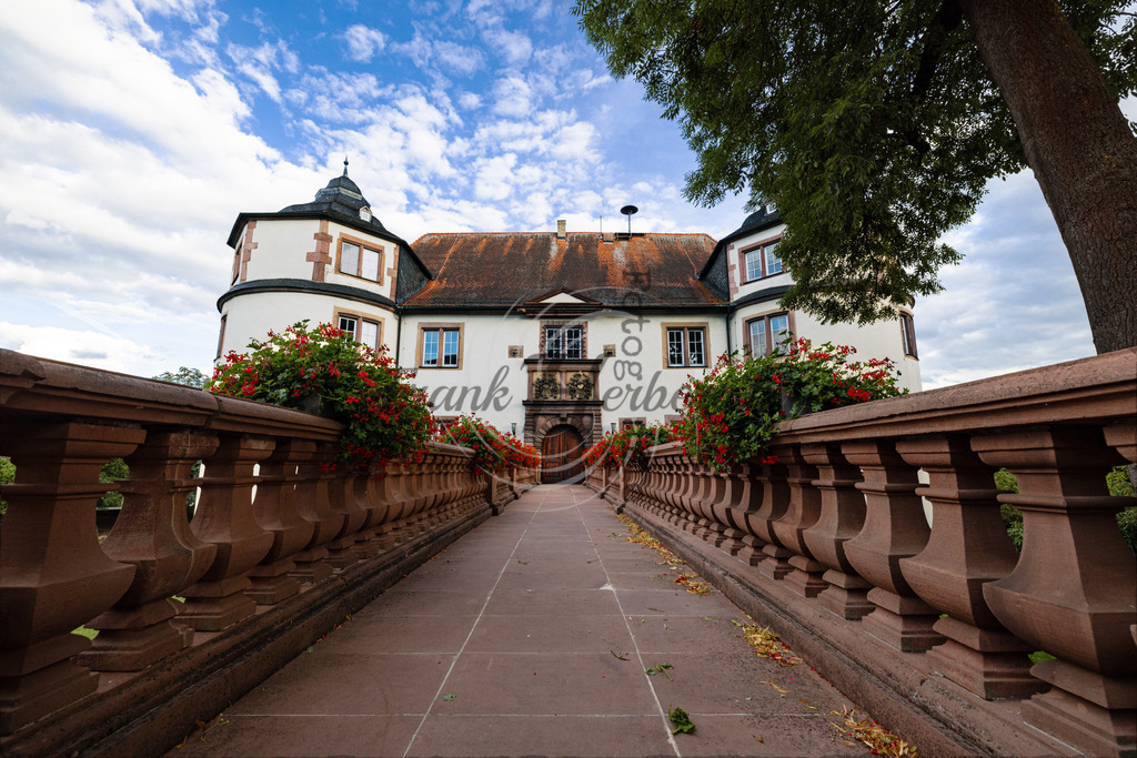 Hardheim Odenwald Schloss | Hardheim, Rathaus, Schloss,Odenwald, Neckar-Odenwald-Kreis, Bauland,Naturpark Neckartal-Odenwald,Obere Burg, Walter Hohmann - Realisiert mit Pictrs.com