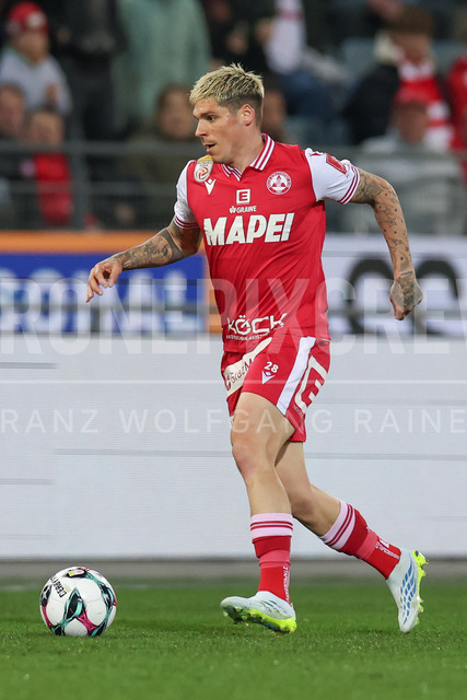 Grazer AK 1902 vs RZ Pellets WAC – Austrian Bundesliga | Graz, Austria, 14.Mar.26 - SOCCER - ADMIRAL Bundesliga, Grazer AK 1902 vs RZ Pellets WAC. The image shows Dominik Frieser (GAK).     
