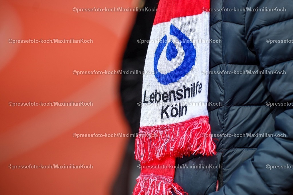 xsefx12042601002 | 12.04.2026, xsefx, Fußball, Regionalliga West, SC Fortuna Köln - FC Schalke 04 II (U23), 29. Spieltag, Südstadion Köln, Saison 2025 2026:  Das Spiel steht im Zeichen der Lebenshilfe Köln. DFB regulations prohibit any use of photographs as image sequences and or quasi-video. Photo: xSabinexEffgenxPressefotoKochx