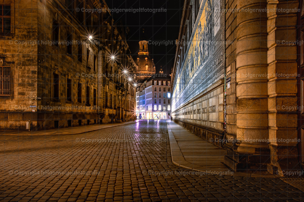 Augustusstraße | Kaufen sie online außergewöhnliche Fotografien auf Leinwand Acrylglas Fotoprint Aludibond von holgerweigeltfotografie - Realisiert mit Pictrs.com