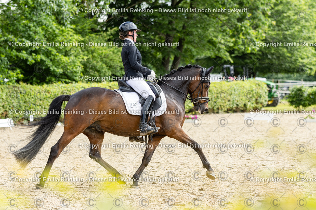 CL5A6255 | Emilia Reinking Fotografie - Realisiert mit Pictrs.com