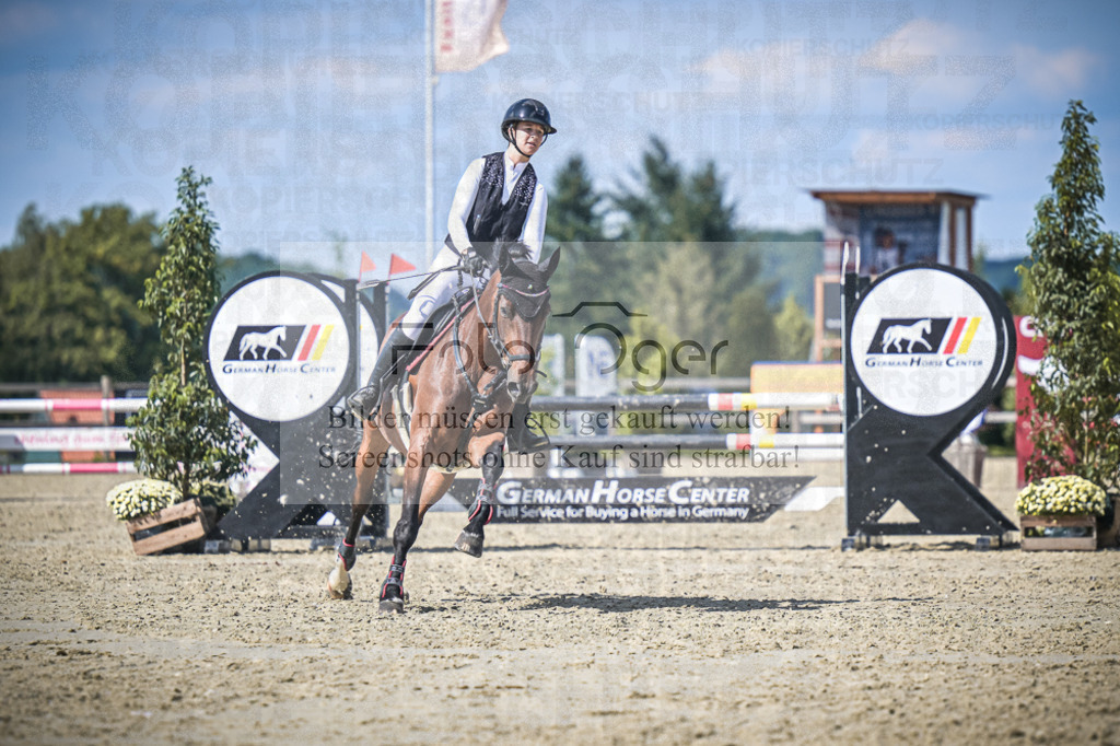 DOS_1727 | Entdecke hochwertige Reitturnierfotos von Foto Oger. Professionell, emotional und authentisch – jetzt Lieblingsmomente im Shop bestellen.Deutschlandweite Turnierfotografie. - Realisiert mit Pictrs.com