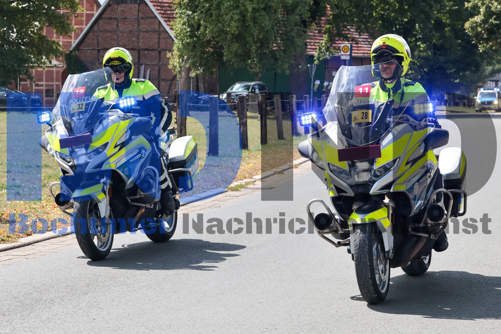 SES_DEUTOU20250821-48 | bond - Realisiert mit Pictrs.com