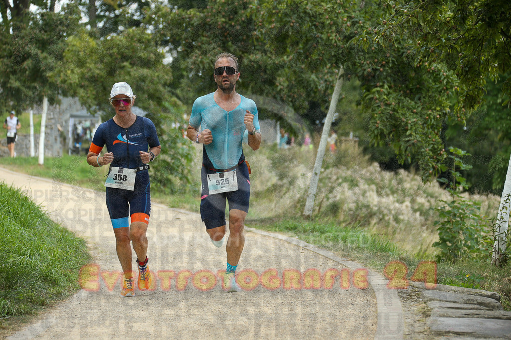 250824_1359_EX1_4512 | Sportfotografie im Rhein-Sieg Kreis, Köln, Bonn, NRW, Rheinland Pfalz, Hessen, etc. Unser Tätigkeitsfeld umfasst den Laufsport vom Volkslauf über den Marathon, Duathlon, Triathon bis zum Ultralauf wie Kölnpfad Ultra oder Schindertrail.