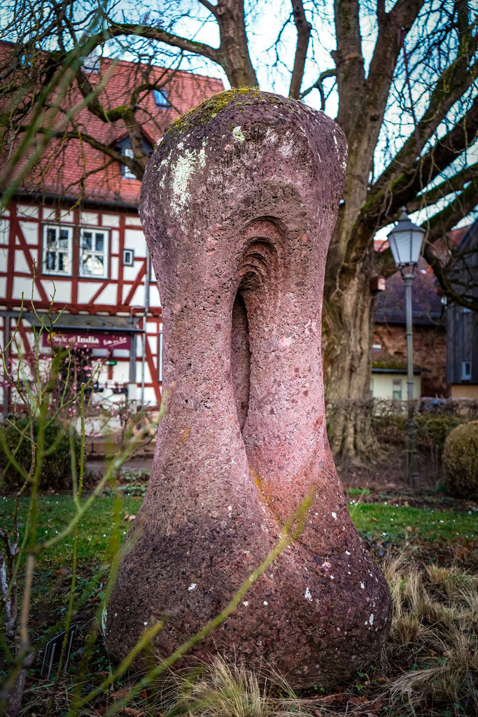 Skulptur - Büdingen | Medienmanufaktur - Realisiert mit Pictrs.com