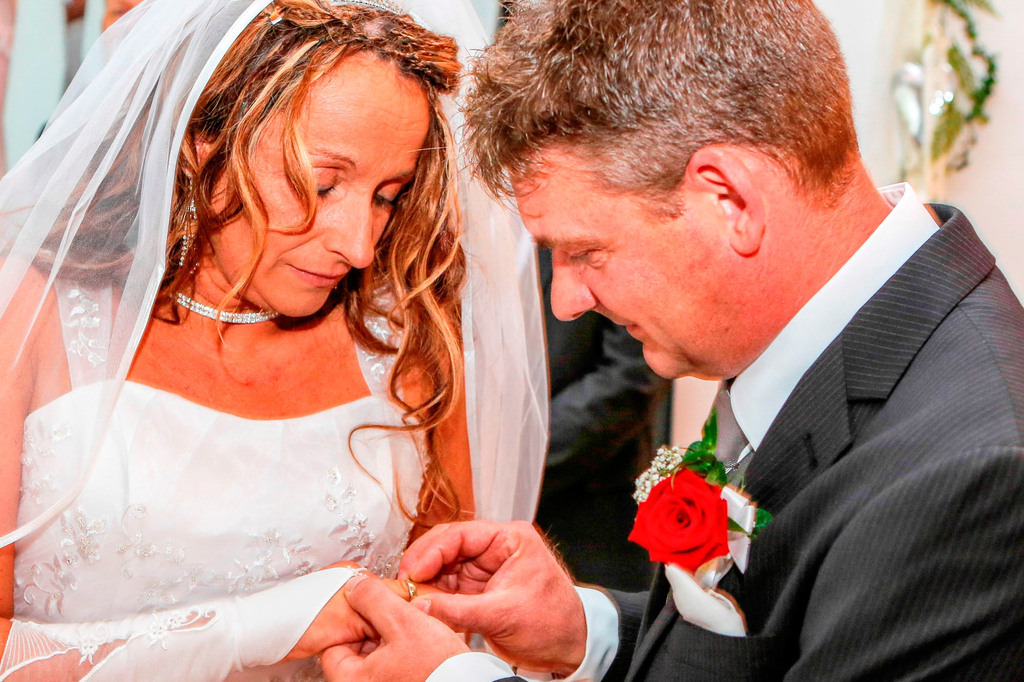 top-top.de Hochzeiten169 | Foto, Video, Fotografie, Videografie, Fotobox, DJ, Discjockey, Musik, Musikbox, Veranstaltung, Photobooth, Amazon, Ebay, Buchtipp, Bestseller, Autor, Verlag, Buch, Wesel, Hamminkeln, NRW, Dinslaken, Rees, Drohne, Hochzeit, Party, Fotobox, Wesel, Fotograf