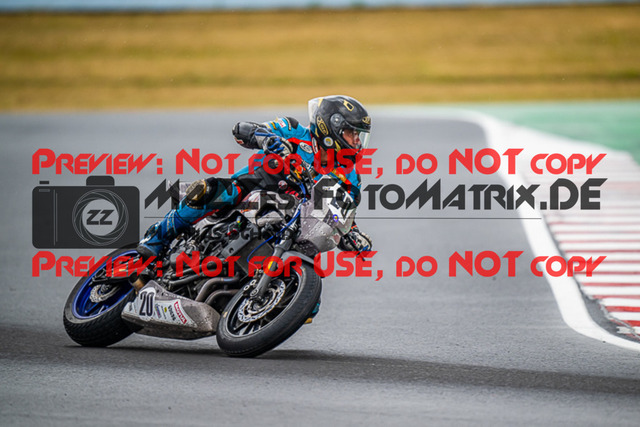 MaZZes_FotoMatrix_220625_7273 | TWINCUP