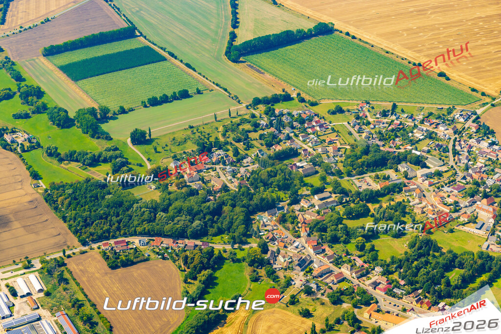 Luftaufnahme der Stadt Obhausen - Die Luftaufnahme wurde 2025 vom UL-Flugzeug heraus erstellt ( keine Drohne ) - Hochauflösende Luftaufnahme - für professionelle Ausdrucke geeignet. Die Geschenkidee !Hier alle&nbsp;Infos zur Lizenzierung der LuftaufnahmeWir fliegen auch dieses Jahr wieder in Ihre Region um Luftbilder zu erstellen.- Luftbild anfragen