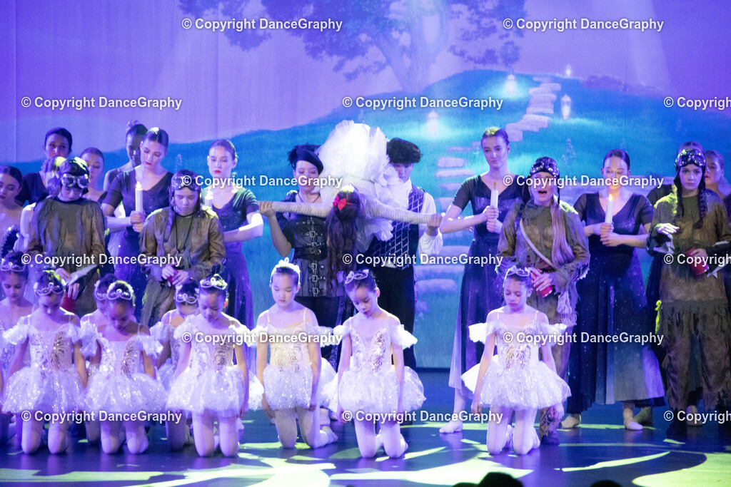 GPHY2407 | DanceGraphy - Realisiert mit Pictrs.com