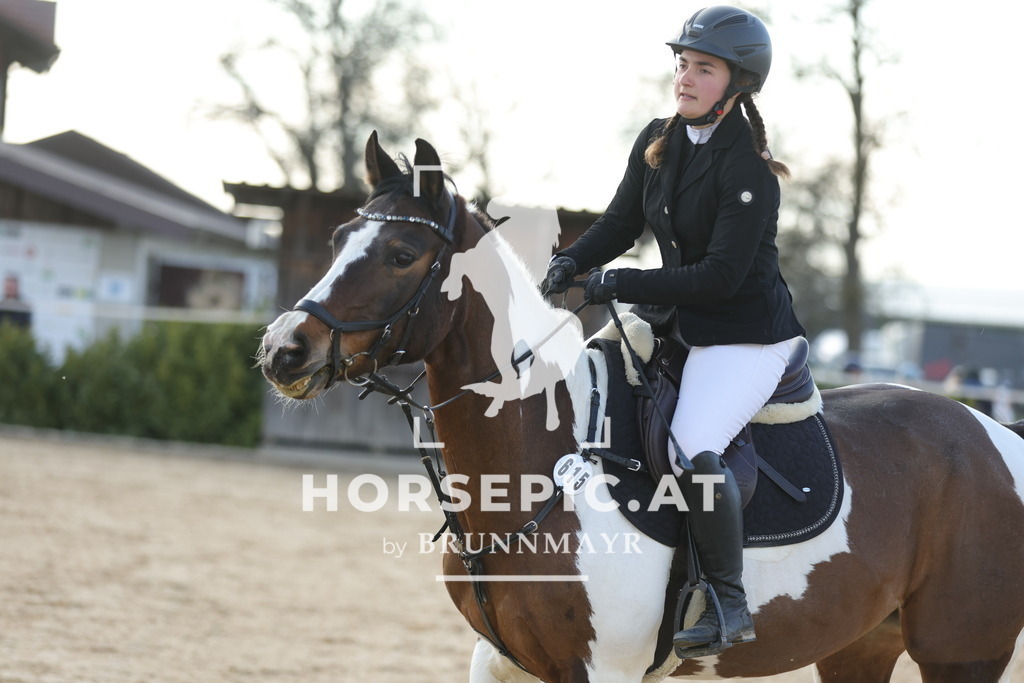 0P6A8987 | Willkommen bei Brunnmayr - Design & Fotografie – Ihrem Spezialisten für Reitturniere und Pferdeveranstaltungen in Oberösterreich, Salzburg und Bayern! Seit über 17 Jahren sind wir leidenschaftlich dabei.