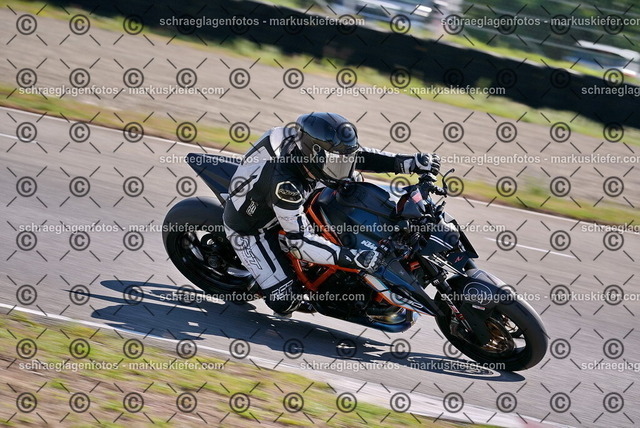 26bt05-0059 | markuskiefer.com - Realisiert mit Pictrs.com