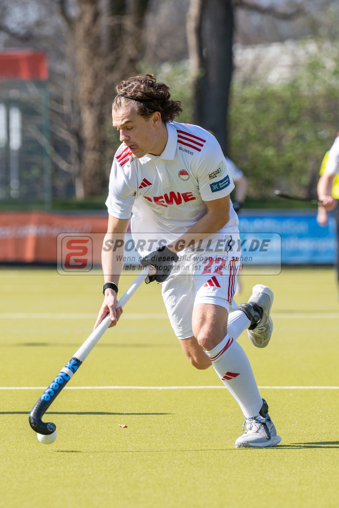 SFE_20260322_0075 | Köln, Deutschland, 22.03.26: Feldhockey 1. Bundesliga Herren zwischen Rot-Weiss Köln - Münchener HC im REWE Sportpark am 22.03.2026 in Köln, Deutschland. (Foto von Stephan Fehrmann)Köln, Germany, 22.03.26: Feldhockey 1. Bundesliga Herren between Rot-Weiss Köln - Münchener HC in REWE Sportpark at 22.03.2026 in Köln, Deutschland. (Foto from Stephan Fehrmann)