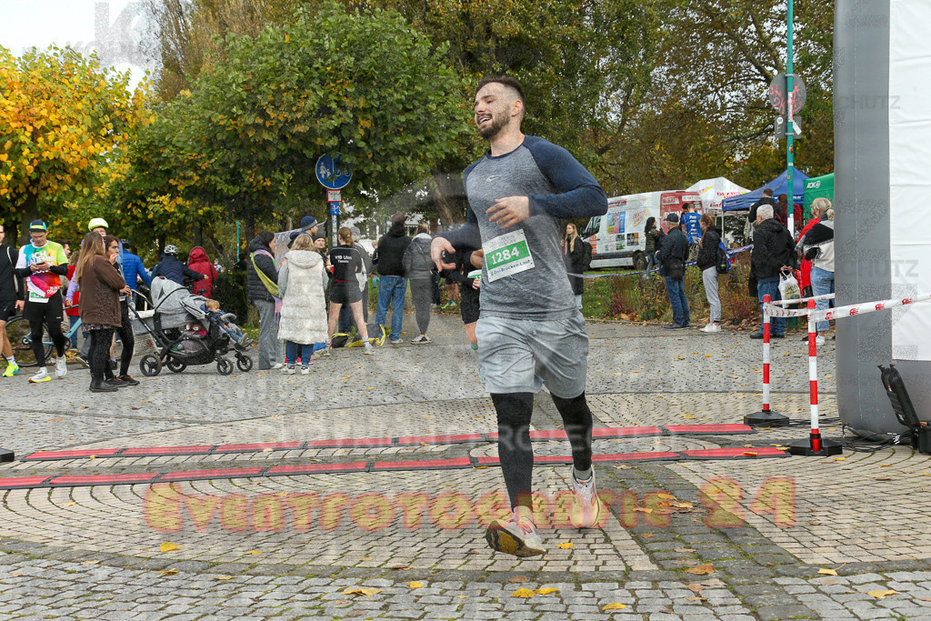 241020_1115_EX1_1642 | Sportfotografie im Rhein-Sieg Kreis, Köln, Bonn, NRW, Rheinland Pfalz, Hessen, etc. Unser Tätigkeitsfeld umfasst den Laufsport vom Volkslauf über den Marathon, Duathlon, Triathon bis zum Ultralauf wie Kölnpfad Ultra oder Schindertrail.