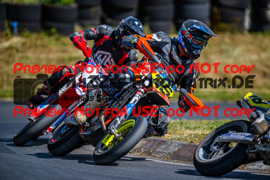 MaZZes_FotoMatrix_220529_0213 | Fotograf Mathias Schmid
Sportfotograf,
Eventfotograf,
Hochzeitsfotograf,
Portraitfotograf