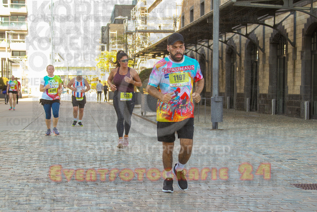 240921_1334_EV4_8686 | Sportfotografie im Rhein-Sieg Kreis, Köln, Bonn, NRW, Rheinland Pfalz, Hessen, etc. Unser Tätigkeitsfeld umfasst den Laufsport vom Volkslauf über den Marathon, Duathlon, Triathon bis zum Ultralauf wie Kölnpfad Ultra oder Schindertrail.