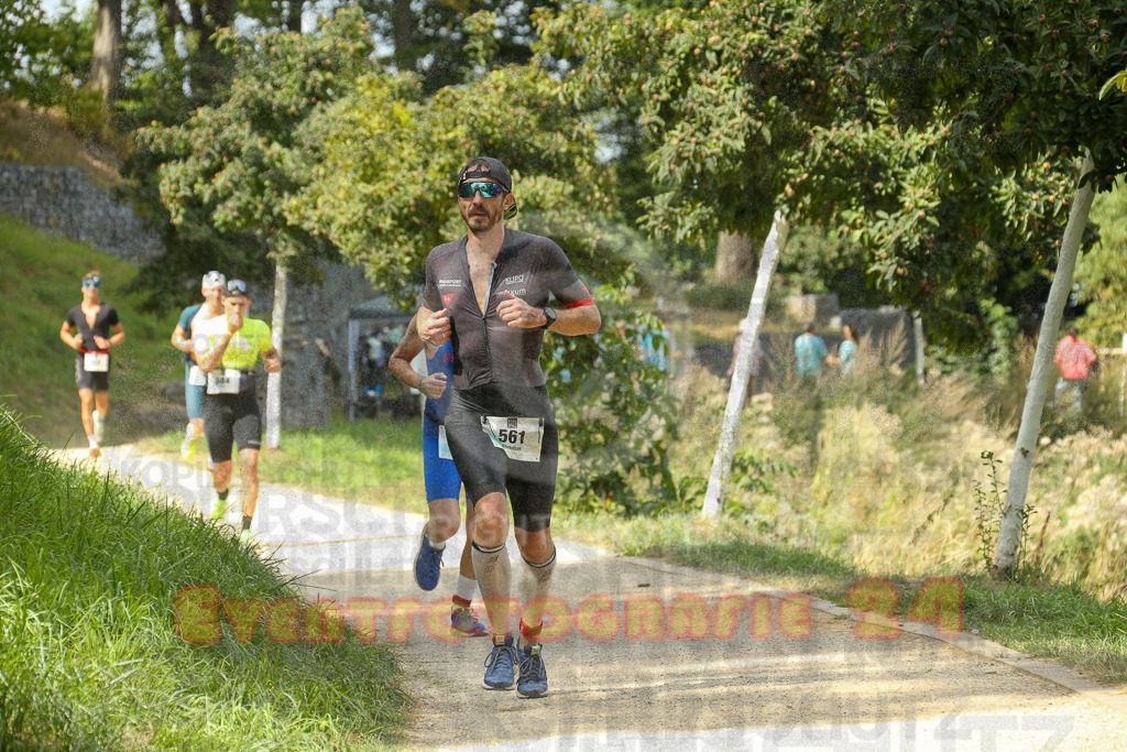 250824_1410_EX1_5251 | Sportfotografie im Rhein-Sieg Kreis, Köln, Bonn, NRW, Rheinland Pfalz, Hessen, etc. Unser Tätigkeitsfeld umfasst den Laufsport vom Volkslauf über den Marathon, Duathlon, Triathon bis zum Ultralauf wie Kölnpfad Ultra oder Schindertrail.