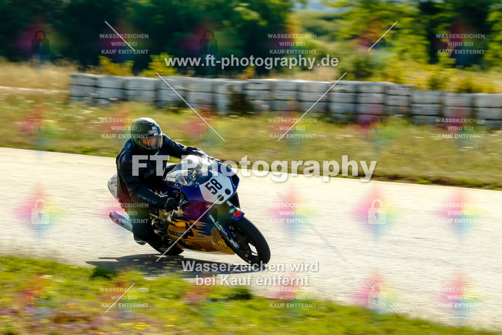 Chambley Juli-0253 | Hier findet Ihr Bilder von Touristenfahrten auf der Nürburgring Nordschleife oder von anderen Veranstaltungen die ich besucht habe. Viel Spass beim Durch Schauen 