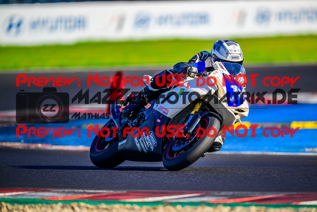 MaZZes_Fotomatrix_20250912_6007705_0372-2 | ROT