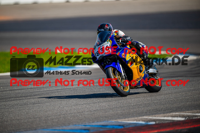 MaZZes_FotoMatrix_240520_6021986_7032 | ROT