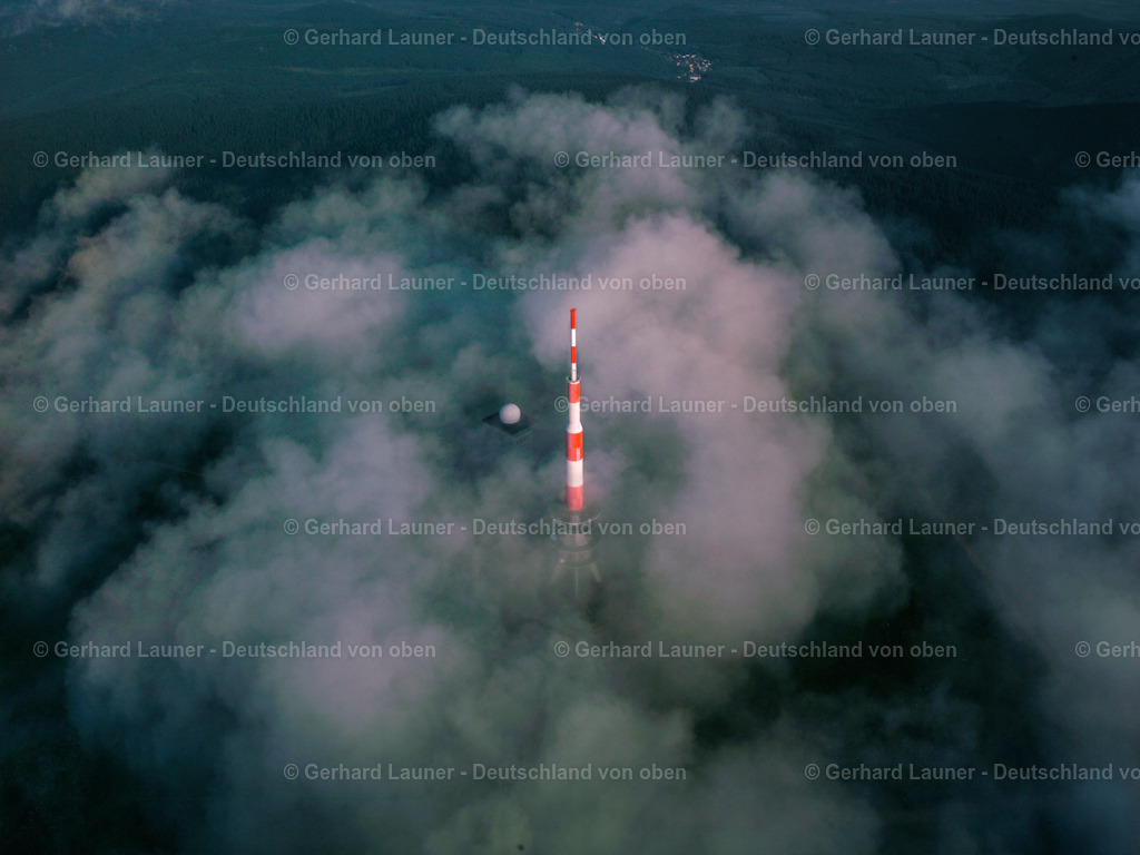 2406400 | Gipfel des Brocken mit Sendeturm, Nationalpark Harz
