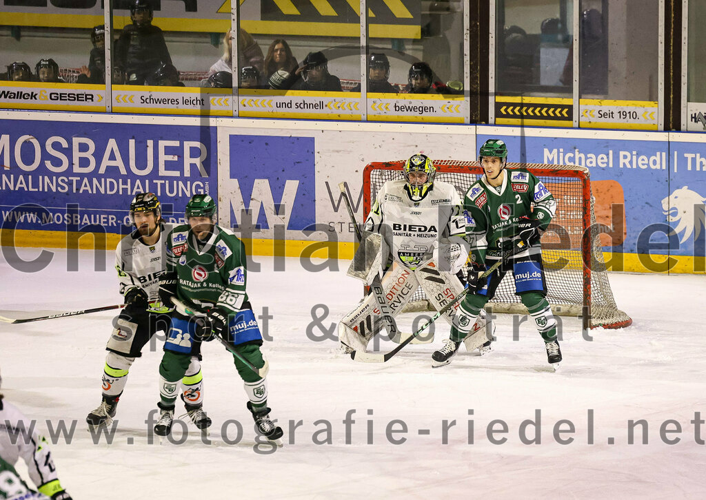 2024-02-02_060_TSV_Erding_gegen_ERSC_Amberg | Eishockey, Bayernliga Vorrunde 2023 / 2024, 30. Spieltag, TSV Erding gegen ERSC Amberg, Endergebnis: 1:0

Foto: Christian Riedel / fotografie-riedel.net