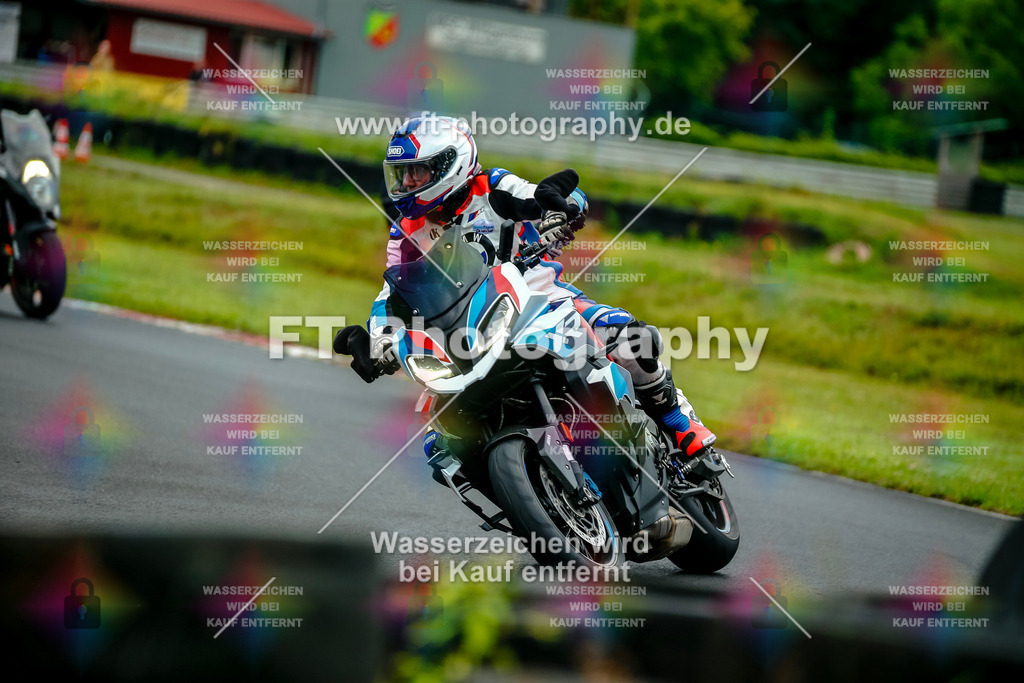 VBK-3794 | Hier findet Ihr Bilder von Touristenfahrten auf der Nürburgring Nordschleife oder von anderen Veranstaltungen die ich besucht habe. Viel Spass beim Durch Schauen 