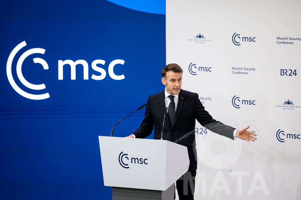 _DWI3909 | MATA IndoCon - Realisiert mit Pictrs.com