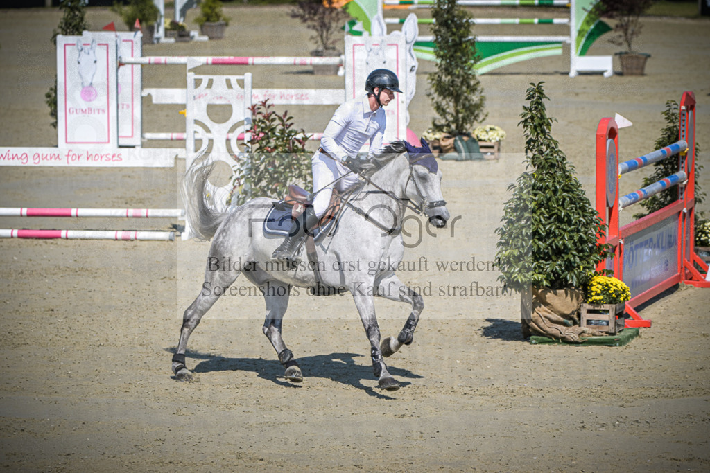 DOS_0203 | Entdecke hochwertige Reitturnierfotos von Foto Oger. Professionell, emotional und authentisch – jetzt Lieblingsmomente im Shop bestellen.Deutschlandweite Turnierfotografie. - Realisiert mit Pictrs.com