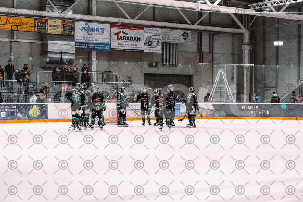 Alligators_vs_Toelz_18_11_2025-81 | Höchstadt Alligators Fotogalerie: Eishockey-Action aus Franken. Professionelle Spielfotos, Portraits & Stadionbilder zum Download. Jetzt entdecken! - Realisiert mit Pictrs.com