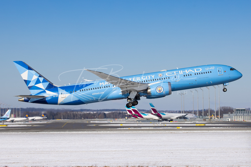 2N8A0901 | Buy high-quality aviation and travel photography prints by professional photographer Timo Breidenstein. Authentic images, professionally printed, worldwide shipping. - Realisiert mit Pictrs.com