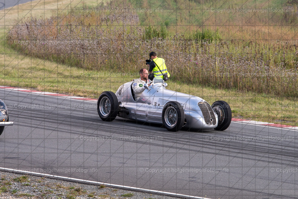 20250906164156D75_6603 | Bitte beachten!!!
Alle Fotos dieser Galerie sind nur grundbearbeitet. Im Falle eines Verkaufs, werde ich die Fotots noch mit dem nötigen Feinschliff versehen. - Realisiert mit Pictrs.com
