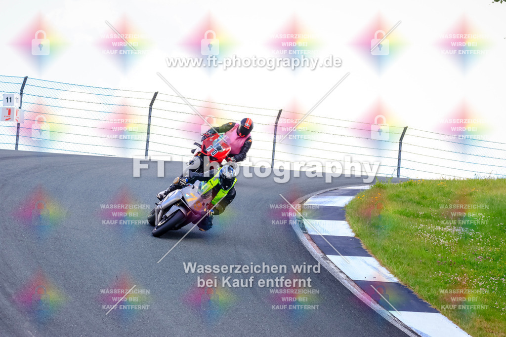 _TCM4411 | Hier findet Ihr Bilder von Touristenfahrten auf der Nürburgring Nordschleife oder von anderen Veranstaltungen die ich besucht habe. Viel Spass beim Durch Schauen 