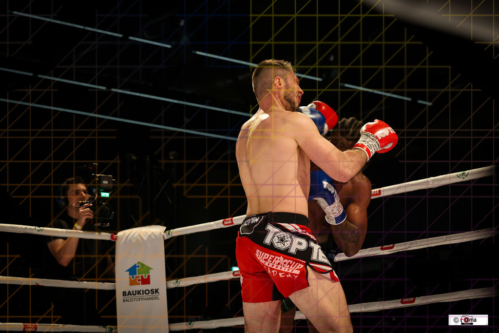 BoB 2026 Braun vs. Akingbade (10 von 21) | professionelle Sport- und Eventfotografie von Tomafocus – dynamische Bilder, emotionale Momente und hochwertige Aufnahmen für jeden Anlass. - Realisiert mit Pictrs.com