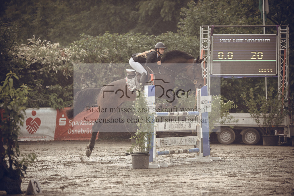 20240530-DOS_9854 | Entdecke hochwertige Reitturnierfotos von Foto Oger. Professionell, emotional und authentisch – jetzt Lieblingsmomente im Shop bestellen.Deutschlandweite Turnierfotografie. - Realized with Pictrs.com