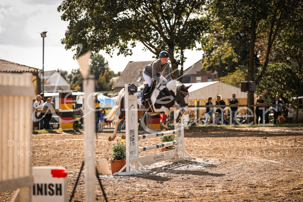 06.SoSpE00003 | Leoni Ertmer Photography - Realisiert mit Pictrs.com