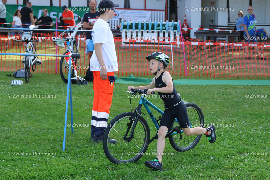 Tag 1 Rad Klein-004 | Urban. Natur. Panorama. Luftbild. 
Der Bildershop für aufregende Perspektiven!
Für Deko, Wandbild und Kalender!
Wir bringen LED-Bilder zum Leuchten!
