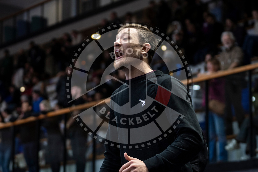 20240121PBB5193 | Fighters compete during the second day of the IBJJF European Championship in Paris, France, on January 21, 2024.