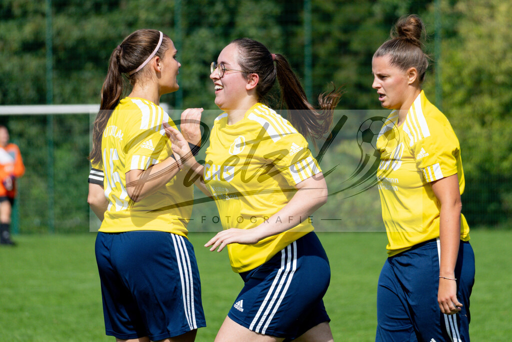 20260906_RULSVK_0555 | Fußball, Frauen:   beim Spiel der Kreisliga zwischen SG Rulle/Haste vs. SV Kettenkamp am 06.09.2026 im Stavermann-Sportpark in Rulle/Wallenhorst, Deutschland.(Foto von Nico Paetzel) - Realisiert mit Pictrs.com