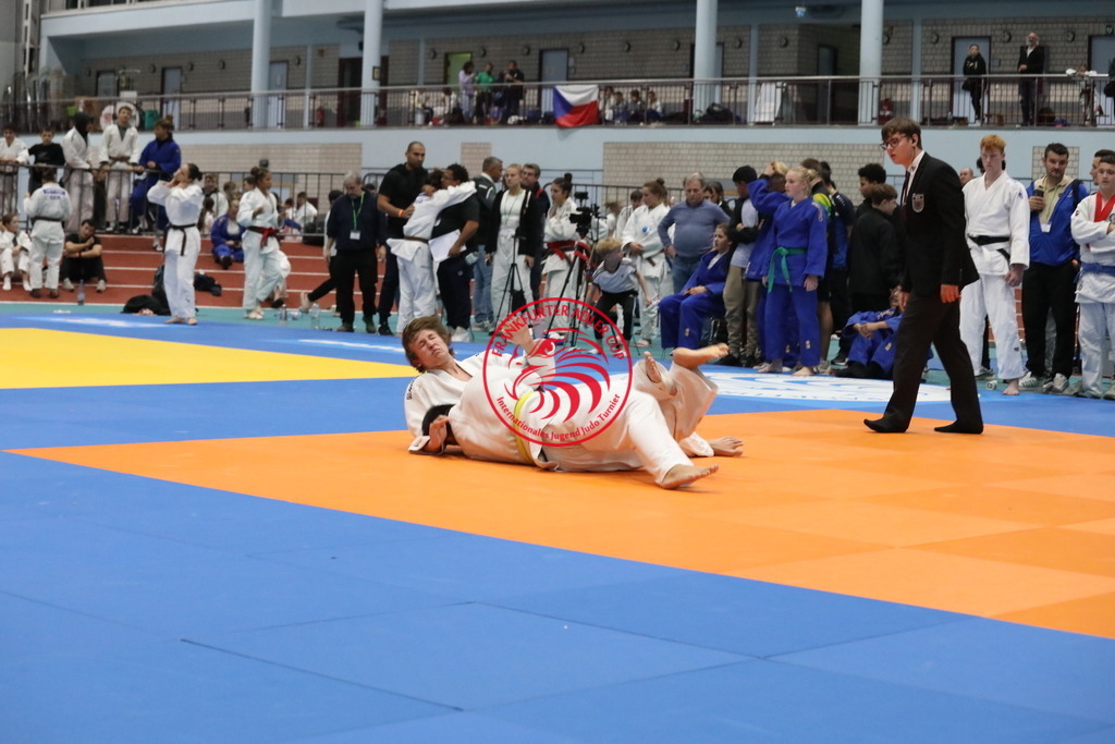 1J7A2520 | Fotos vom Adler Cup - Pictures from Adler Cup

Hier findet Ihr alle Eindrücke und großen Momente der Adler Cup Wochenenden. Here you will find all impressions and great moments of the Adler Cup weekends. - Realisiert mit Pictrs.com