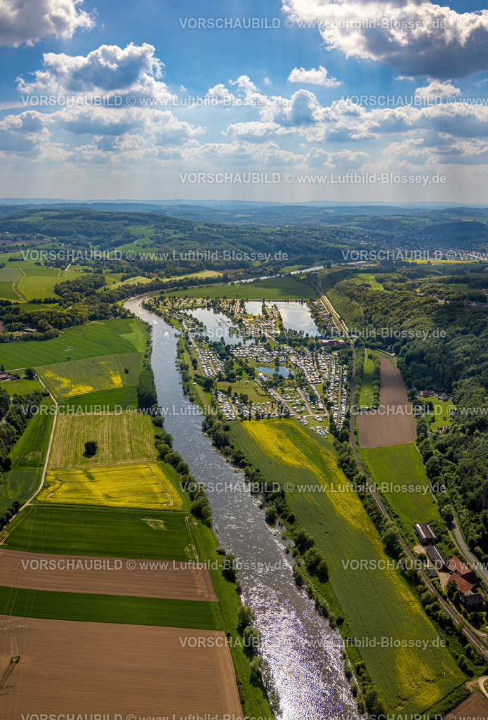 Vlotho240505391CampFeuerland_Weser | Luftbild, Camp Feuerland Campingplatz am Fluss Weser, Badesee und Weser-Radweg im Lipper Bergland, Vlotho, Ostwestfalen, Nordrhein-Westfalen, Deutschland