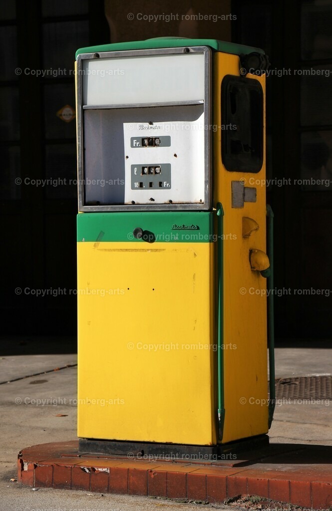 IMG_8677 (3) | romberg-arts, romberg-arts.de, www.romberg-arts.de, Foto_Online_Shop, Julia Fuhrmann, Köln, Fotos, Fotografie, Fotokunst, Kunstdrucke, Naturfotos, Aktfotos, Nacktfotos, schwarz_weiß_Fotos, Blumenfotos, Blumen, Tiere, Beton, Korrosion, Lächeln, Drucke