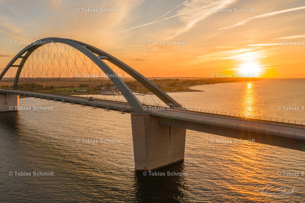 Fehmarn_DJI_0058 | Fotoprodukte, Kalender und Wanddeko direkt vom Fotografen auf Fehmarn. Ob Wandbild auf Alu-Dibond, hinter Acrylglas oder auf Leinwand – hier können Sie Ihr Lieblingsbild kaufen. - Realisiert mit Pictrs.com