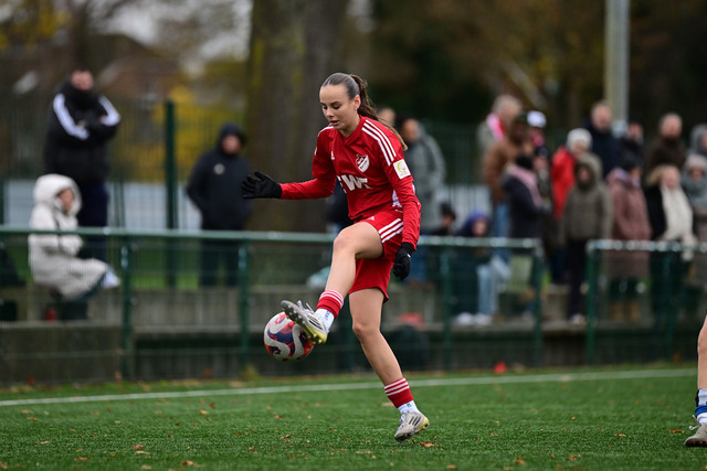 Fußball I Juniorinnen I Saison 2025-2026 I Regionalliga Nord I 7. Spieltag I Hamburger SV U17 - SpVg Aurich U17 I 02307 | Der Sportfotograf. - Realisiert mit Pictrs.com