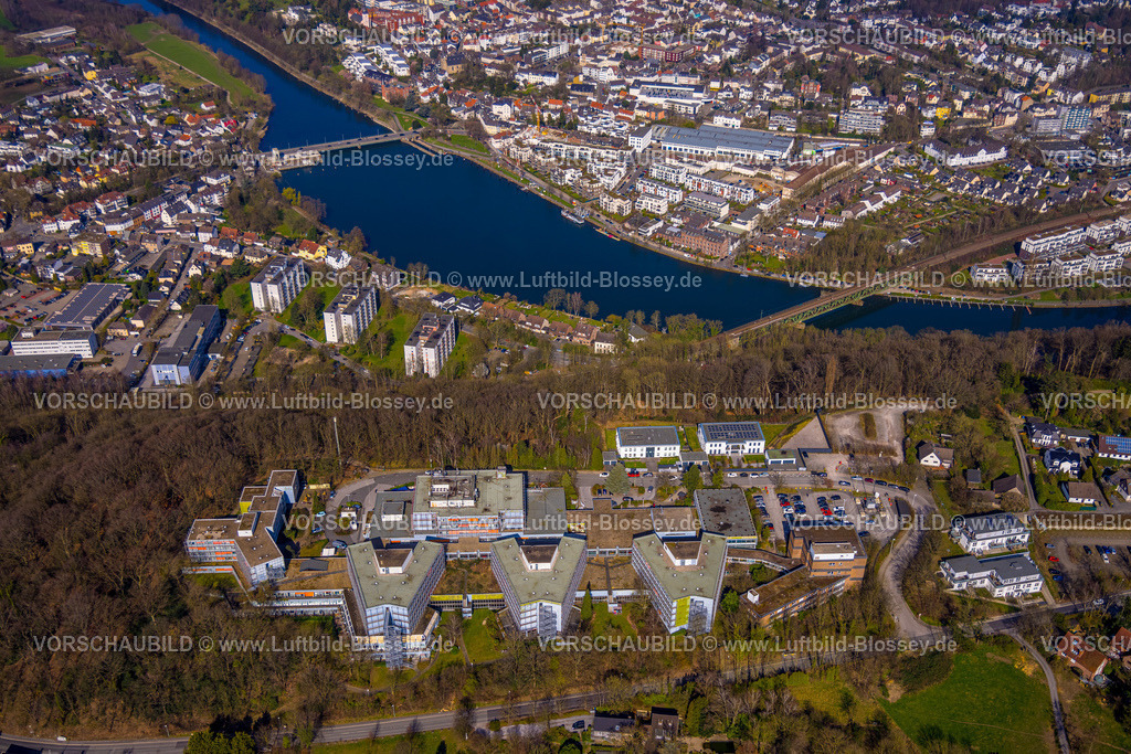 Essen240302286Kettwig | Luftbild, Wohngebiet und Fluss Ruhr, drei Hochhäuser, MEDICLIN Fachklinik Rhein/Ruhr und Kettwiger See, Eisenbahnbrücke Kettwig und Ruhrbrücke Kettwig mit Schleuse, Kettwig, Essen, Ruhrgebiet, Nordrhein-Westfalen, Deutschland