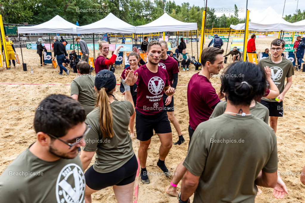 2025-200079770-Strandvölkerball-WM_1 |  23.08.2025; Berlin Foto: Gerold Rebsch - www.beachpics.de