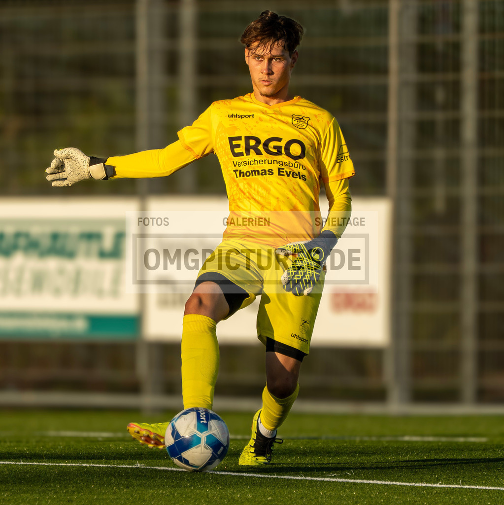 _OMG0133 | www.omgpictures.de, Sportfotograf, Verein, Fotograf, Baden Württemberg, Stuttgart, Heilbronn, omgpictures, Spieltag,  - Realisiert mit Pictrs.com