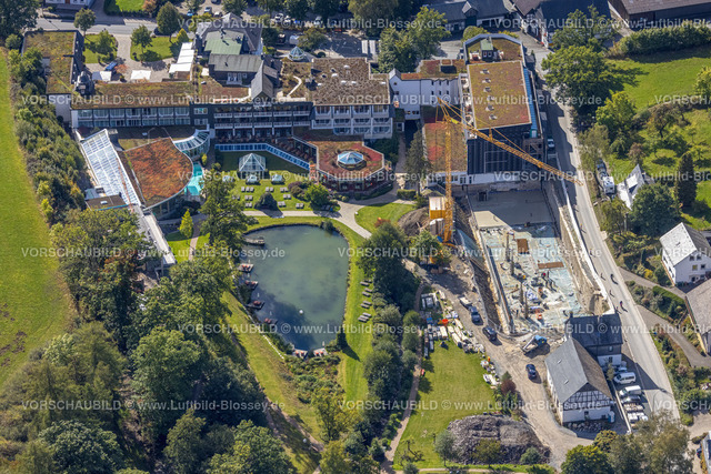 Schmallenberg220903917 | , Luftbild, Romantikhotel Deimann, Baustelle Umbau und Renovierung, Winkhausen, Schmallenberg, Sauerland, Nordrhein-Westfalen, Deutschland