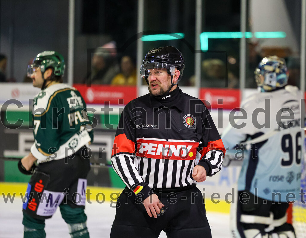 2026-01-06_097_TSV_Erding_gegen_EV_Lindau_Islanders | Erding, Deutschland, 06.01.2026:Eishockey, Oberliga Süd 2025 / 2026, 35. Spieltag, TSV Erding gegen EV Lindau Islanders, Endergebnis: 2:5Foto: Christian Riedel / fotografie-riedel.net